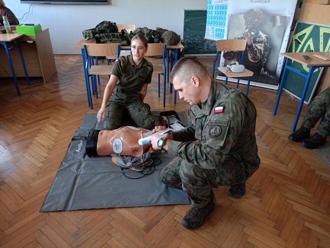 Prowadzone w ramach programu Edukacja z Wojskiem zajęcia w szkołach będą się odbywać do 13 grudnia 2024 roku.