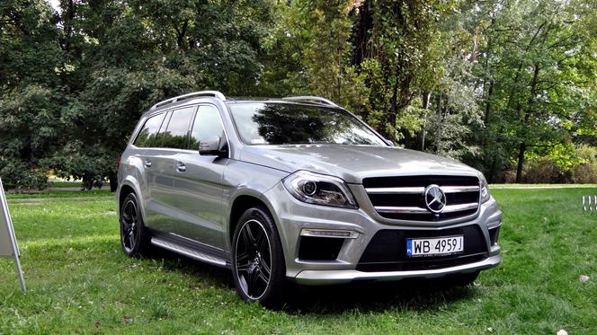 wystawa Mercedesów AMG w warszawskiej Stacji Mercedes