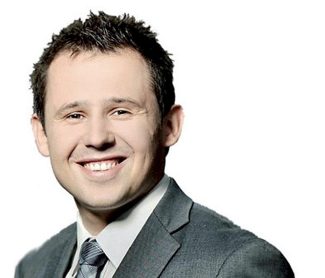 Brat zarabia na Krychowiaku