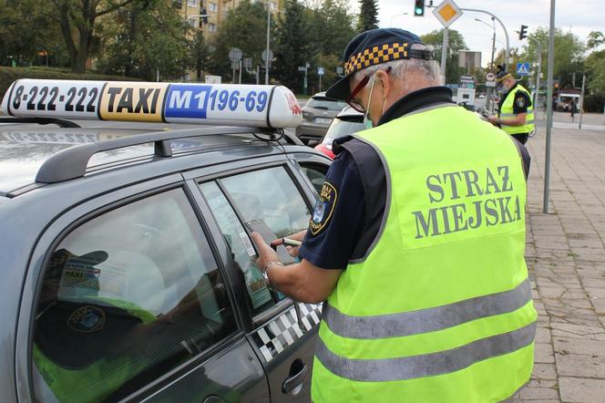 Taksówki w Poznaniu pod lupą strażników miejskich! Grubo ponad 200 uchybień! 