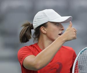 Iga Świątek - Pliskova TV Transmisja NA ŻYWO WTA Stuttgart Gdzie oglądać mecz Świątek - Pliskova STREAM ONLINE LIVE 21.04.2023 Na jakim programie Iga Świątek w TV dzisiaj 