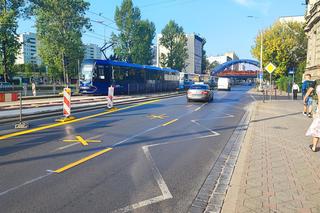 Poranny armagedon na Grabiszyńskiej we Wrocławiu. Ludzie jadą do pracy i szkoły, a tu remonty