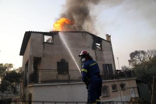 Wielkie pożary w Europie. Ogień coraz bliżej Aten!