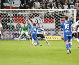 Legia Warszawa - Lech Poznań: Zdjęcia kibiców z klasyku i 13. kolejki PKO BP Ekstraklasy