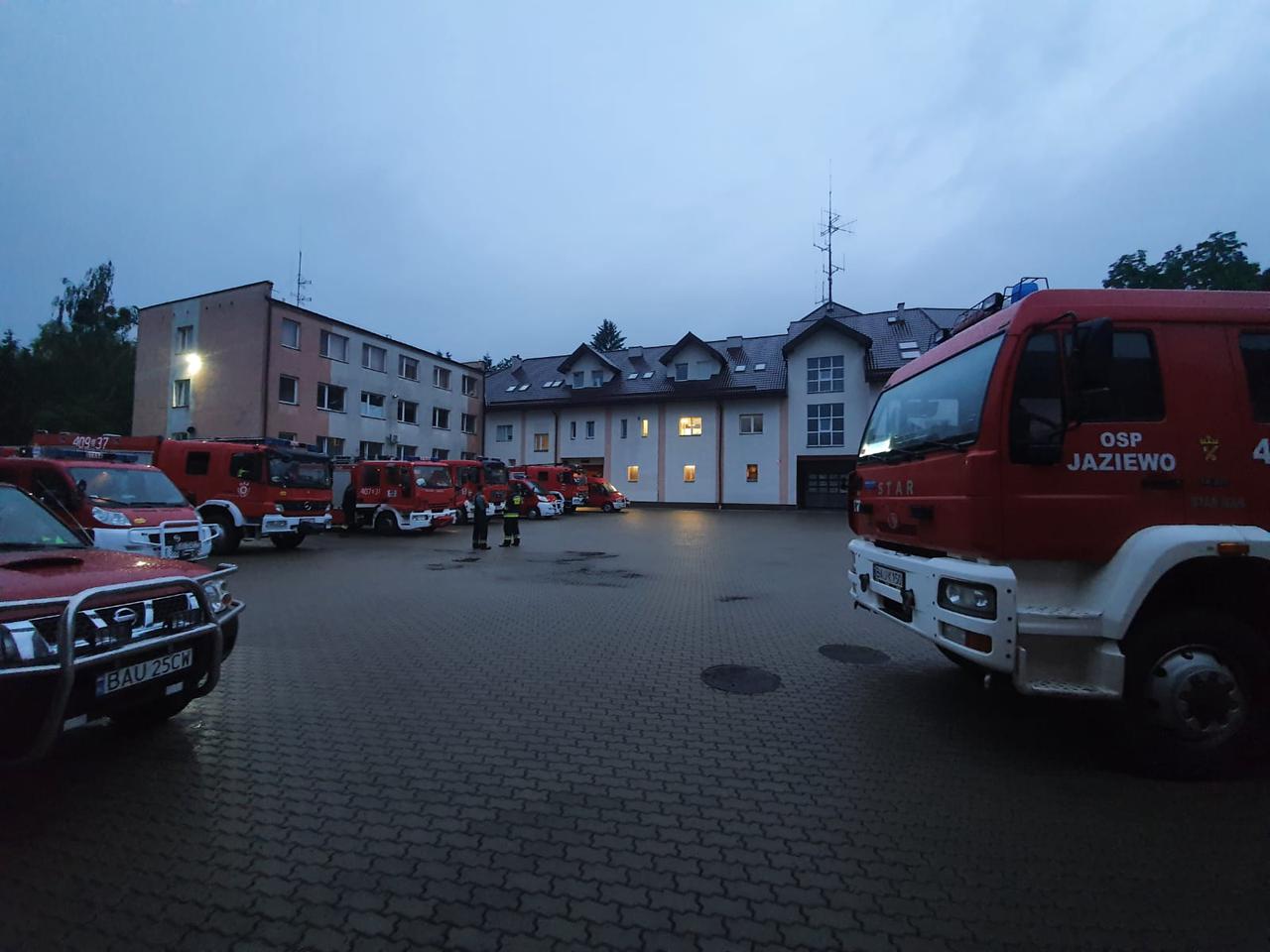 Burze w Podlaskiem. Zalane ulice i budynki. Ponad 100 interwencji jednej nocy [ZDJĘCIA]