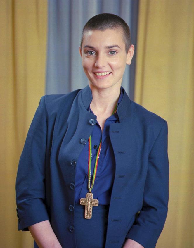 Tłumy opłakiwały Sinead O'Connor. Nagrania z pogrzebu łamią serce