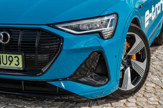 Audi e-tron Sportback 55 quattro S line (Antigua Blue)