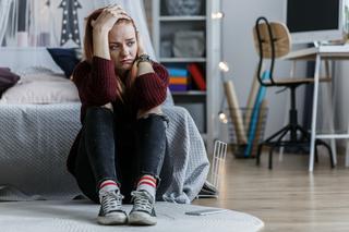 Depresja młodzieńcza - jak objawia się depresja i jak pomóc choremu nastolatkowi?