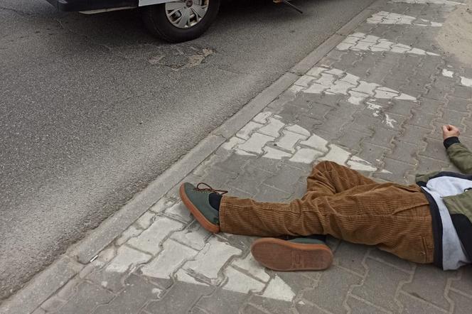 W drodze do pracy uratowali życie mężczyźnie. Zareagowali natychmiast