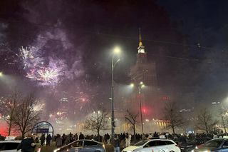 Sylwester w Warszawie. Fajerwerki pod PKiN