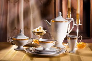 Empire – neoklasycystyczny serwis do kawy z Ćmielowa powstały z myślą o wnętrzach Zamku Królewskiego w Warszawie. 
