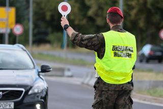 Kontrole na granicach z Niemcami i Litwą przedłużone. Potrwają pół roku 