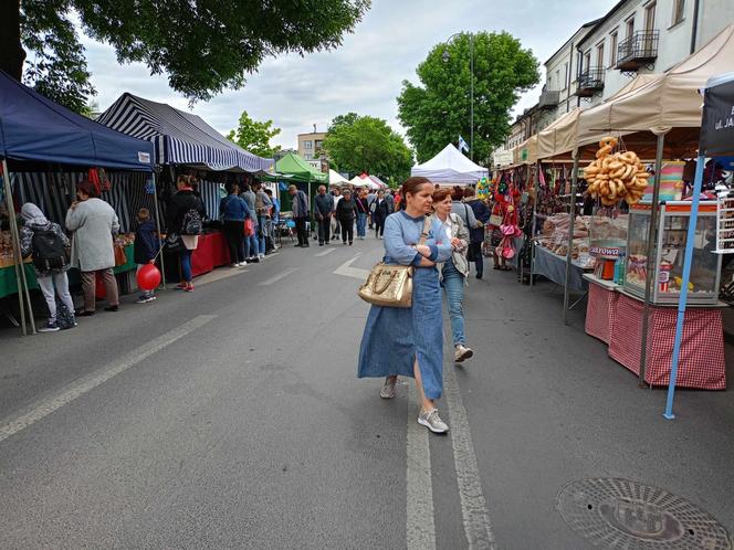 Stoiska wystawców podczas Jarmarku św. Stanisława można odwiedzać w godz. 10.00-18.00 w dn. 10 i 11 maja