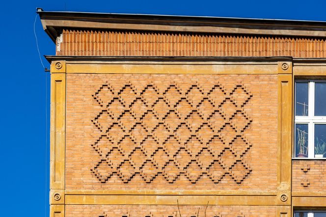 XXXV Liceum Ogólnokształcące im. Bolesława Prusa w Warszawie