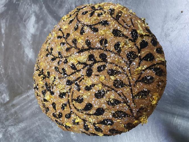 Najdroższy chleb świata! Bochenek kosztuje prawie 1,5 tys. euro! [Znamy skład]