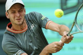 Dramat Huberta Hurkacza na Wimbledonie! Musiał poddać się w wyniku paskudnej kontuzji. Zapis relacji na żywo