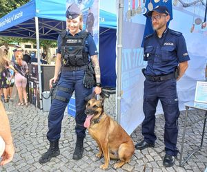 Trwają obchody Święta Policji w Lesznie. Świętują policjanci i policjantki