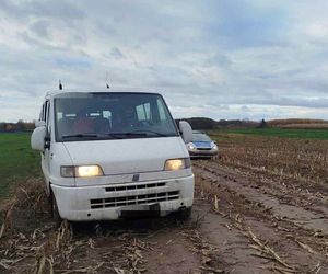 Ucieczka przed policją skończyła się na polu