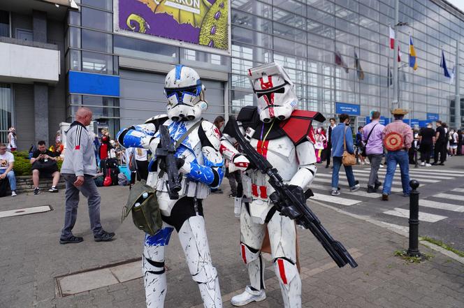 Pyrkon 2024 - Najlepsze cosplaye z wydarzenia! ZOBACZ niesamowite stroj uczestników konwentu!