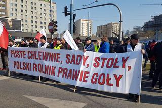 Protest rolników na Placu Zawiszy w Warszawie