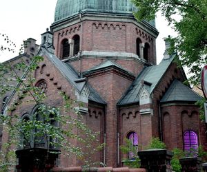 Rybnik. Urządzili całonocną imprezę techno w kaplicy. Tak wyglądala, mamy zdjęcia!