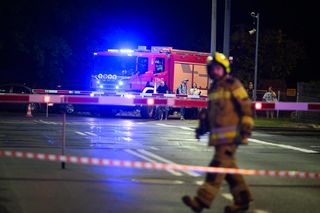 Pożar bloku w Poznaniu opanowany. Strażacy walczyli całą noc
