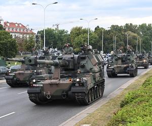 Zamknęli cztery mosty i kilkadziesiąt ulic. Próba generalna przed Świętem Wojska Polskiego