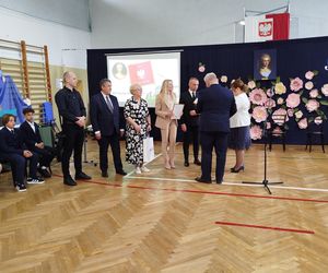 Uroczystość jubileuszowa w siedleckiej Dziesiątce była okazją do wspomnień