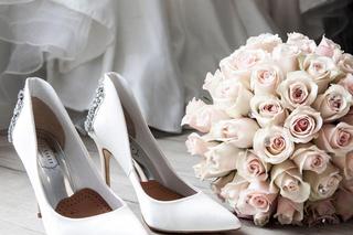 Najwygodniejsze buty ślubne to... Nie zgadniecie w jakich do ołtarza idą panny młode!