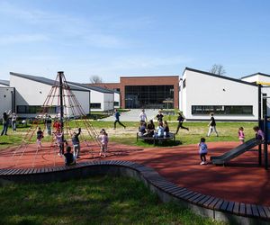 Szkoła w Rudzie Śląskiej, TKHolding