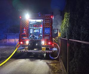 Brzozów. Tragiczny pożar drewnianego domu. W środku strażacy znaleźli ludzkie ciała