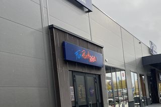 Anastazja złamała kręgosłup w bawialni