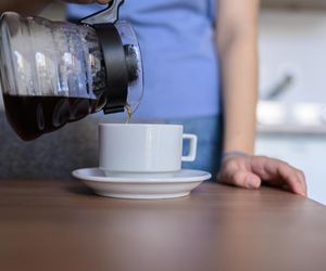 Jak pić kawę, by dawała kopa? Przestrzegaj tych 5 prostych zasad