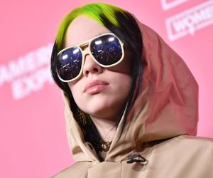 Billie Eilish nagrodzona tytułem Artystki Roku 2024 w konkursie Apple Music!