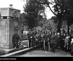 Dzień Wszystkich Świętych w Krakowie w latach 1925-1935