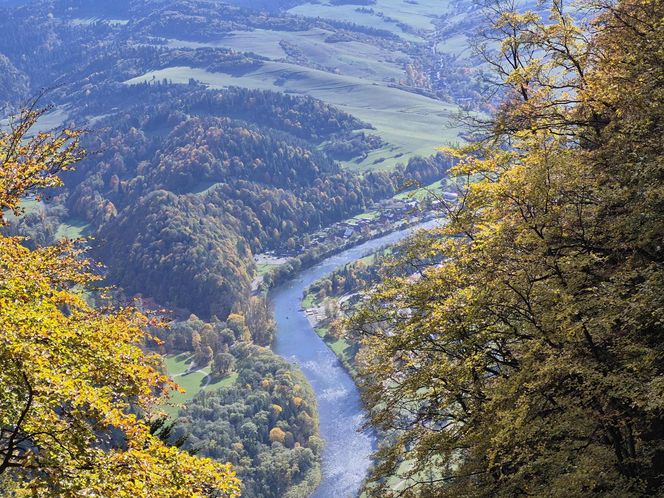 To jedno z najstarszych polskich uzdrowisk najpiękniej wygląda jesienią. Kurowali się w nim Sienkiewicz, Prus, Matejko i Konopnicka