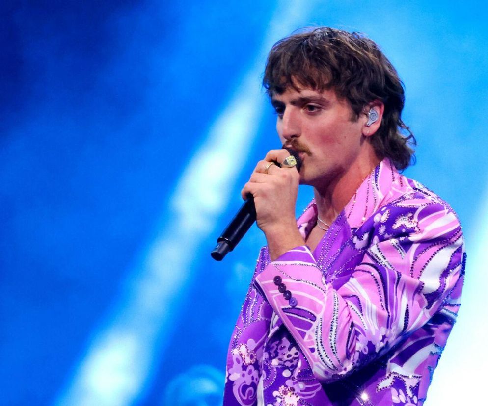 Mówią o nim nowy Freddie Mercury. W ciągu roku stał się pierwszoligową gwiazdą!