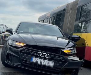 Znany zawodnik MMA miał wypadek. Huknął swoim audi w autobus! 