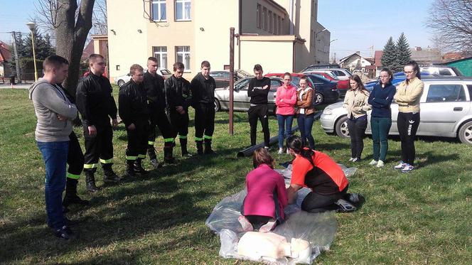 60 ratownikow medycznych podniosło swoje kwalifikacje