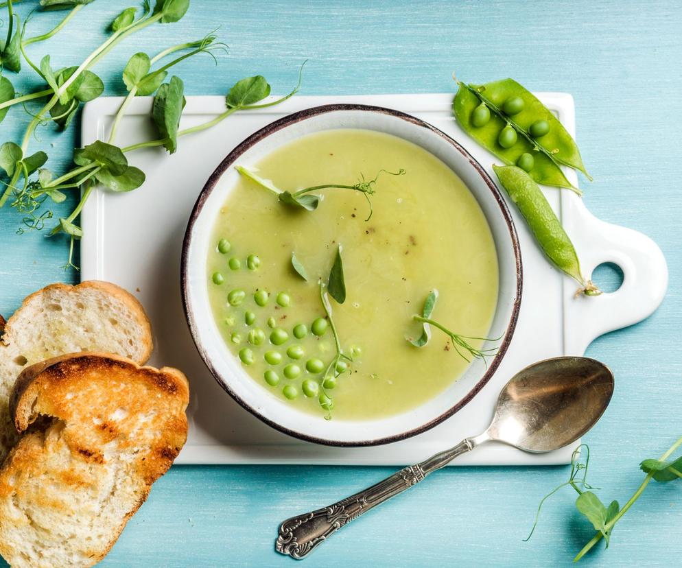 Zupa z kalarepki i groszku