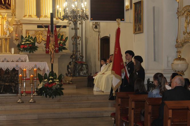 Jubileusz 40-lecia połączony był ze świętem szkoły, ponieważ obchodzi ona również 28. rocznicę nadania imienia.
