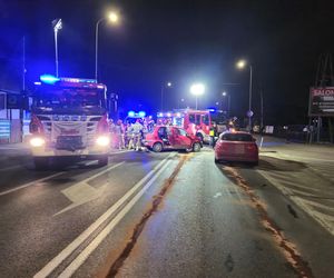 Bełchatów. Śmiertelny wypadek na ul. Wojska Polskiego. 47-latek zginął w zderzeniu z BMW [ZDJĘCIA]