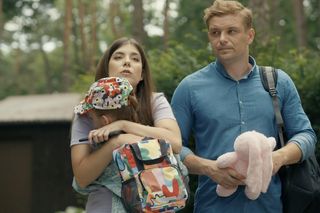 Barwy szczęścia odc. 3100. Agata (Natalia Zambrzycka), Hubert (Marek Molak), Marysia (Nina Szumowska)