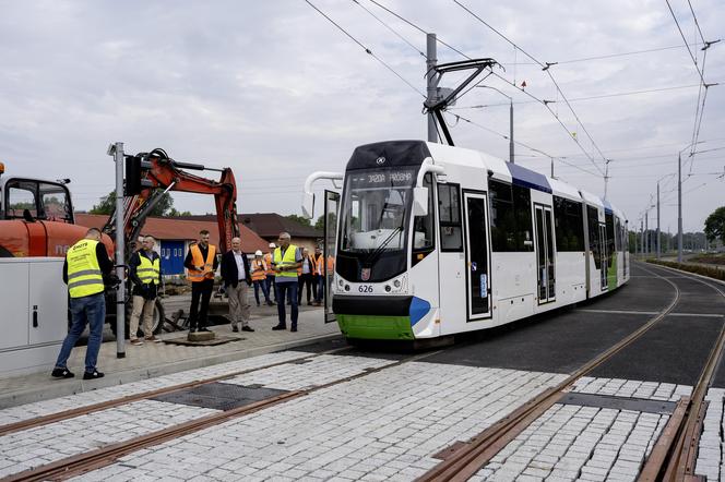 Pierwszy tramwaj na ul. Sosabowskiego