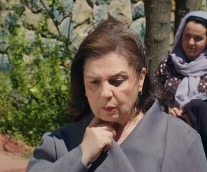 Kuzey nie chce słuchać wyjaśnień Sili i każe jej opuścić dom