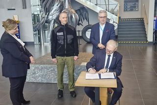 Straż graniczna na Warmii i Mazurach otrzymała nietypowy pojazd. Będzie wykorzystywany na lotnisku [ZDJĘCIA]