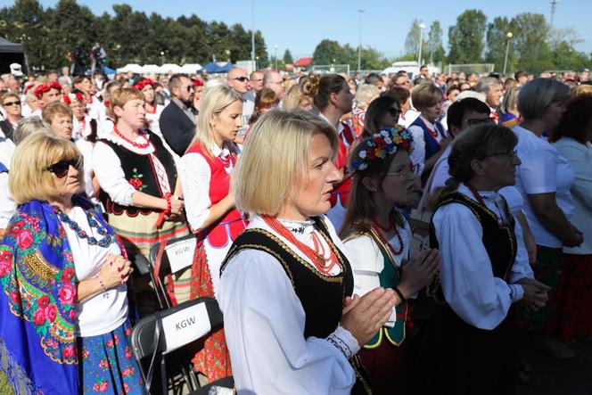 Święto Wdzięczni Polskiej Wsi w Miętnem koło Garwolina z udziałem premiera i ministrów