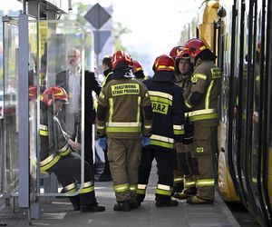  Zderzenie tramwajów w centrum Warszawy. 13 osób rannych, ruch tramwajowy wstrzymany