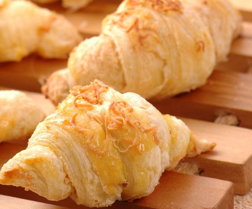 rogaliki z gotowego ciasta na pizzę