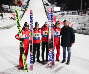 O której skoki narciarskie dzisiaj 15 stycznia 2023? To ostatnia prosta w Pucharze Świata!